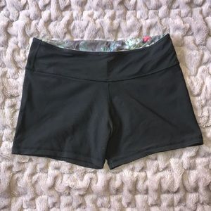 Vintage Lululemon Groove Shorts (Reversible)